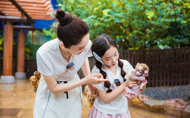 口要董璇拼二胎口是心非遭观察嘉宾拆穿EVO真人平台无语到家!张维伊婚后反(图11) 口要董璇拼二胎口是心非遭观察嘉宾拆穿EVO真人平台无语到家!张维伊婚后反(图11)